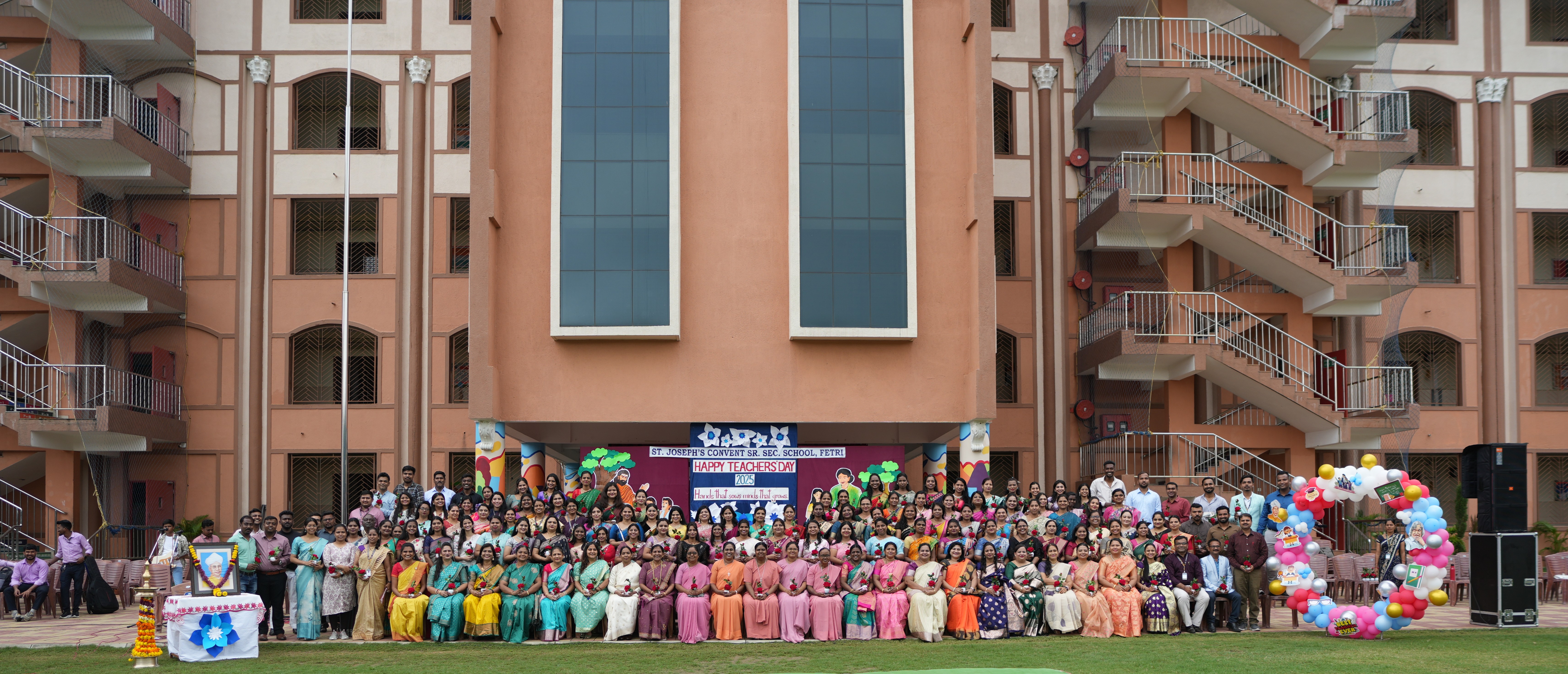 Nagpur fetri school topper