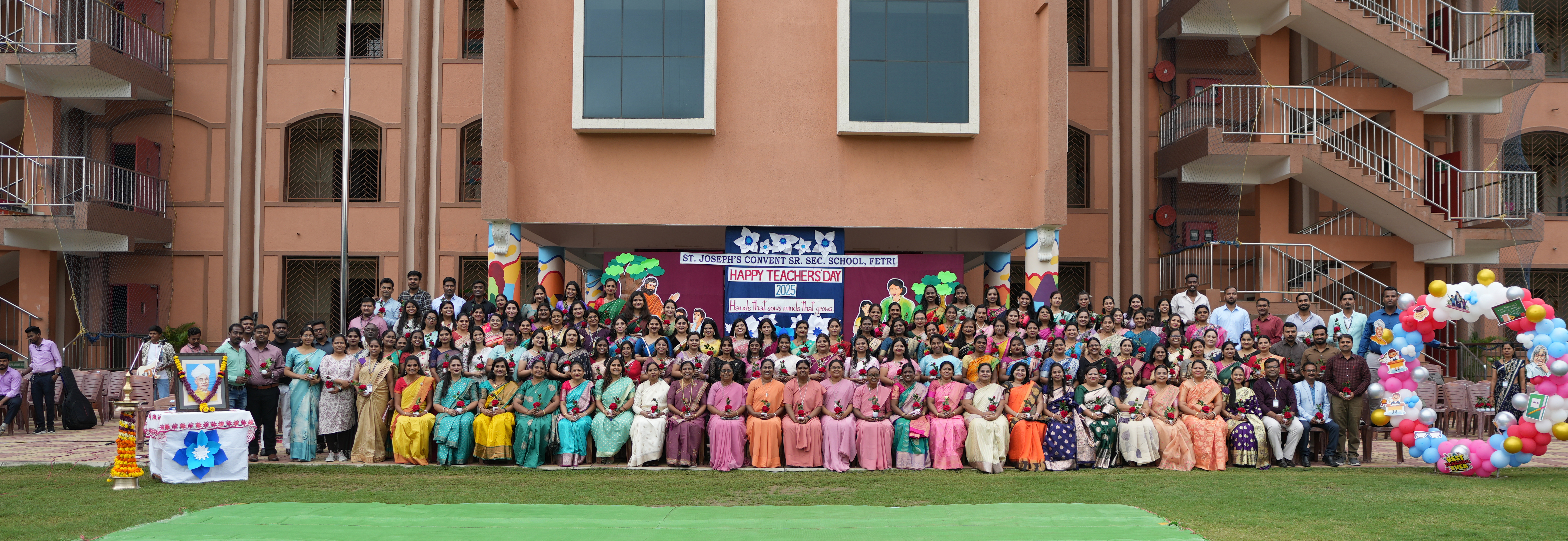 Nagpur fetri school topper